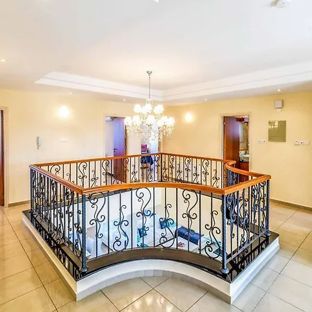 Royal Villa Paralímni